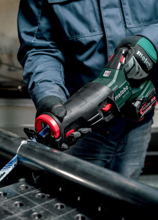 Akumulatorowa pilarka szablasta Metabo SSEP 18 LT 18 V 32 mm + 2x akumulator LiHD 8,0 Ah + ładowarka + metabox