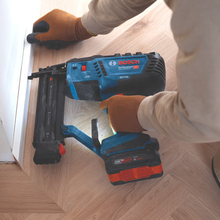 Bosch GNH 18V-50 M Chiodatrice professionale per legno a batteria 18 V 1,2 x 16 - 50 mm Brushless ( 0601482400 ) Solo - senza batteria, senza caricabatterie