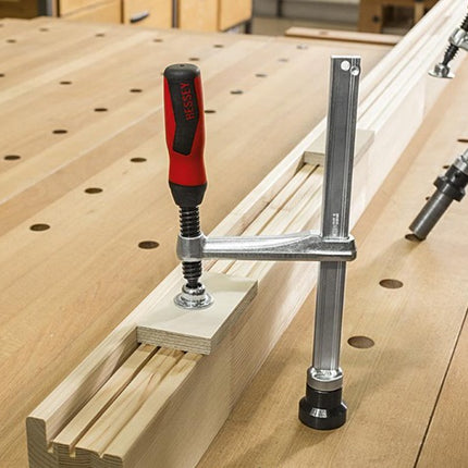 Adaptateur d'établi Bessey ( 8000350688 ) pour Ø de perçage 16 mm adapté à 20 mm