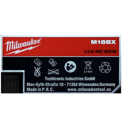 Kit de démarrage à batterie Milwaukee 18V avec 2x batterie M18 BX B3 3,0Ah (2x 4932352668)