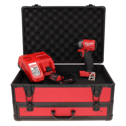 Milwaukee M18 FID2-201FC TX Visseuse à choc sans fil 1/4" 226 Nm 18V  + 1x Batterie 2,0 Ah + Chargeur + Coffret TX