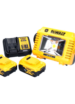 DeWalt DCL 077 P2 Rechargeable LED worklight 12 V 18 V 2000 lm IP54 + 2x rechargeable battery 5.0 Ah + charger