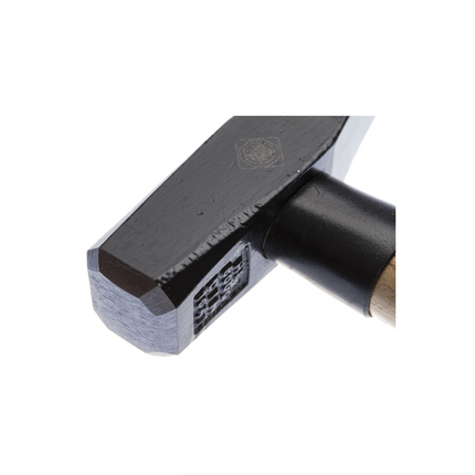 FORTE TOOLS Marteau de serrurier - Manche en bois - Poids de la tête 500 g - Outil premium, forgé - Clavette annulaire - Tête laquée (000051151026)