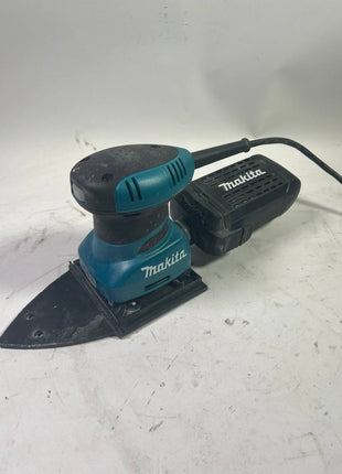Makita BO 4565 K Schwingschleifer inkl Schleifpapier Set im koffer Gebraucht 2 - toolbrothers