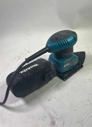 Makita BO 4565 K Schwingschleifer inkl Schleifpapier Set im koffer Gebraucht 3 - toolbrothers