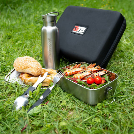 Toolbrothers Fan Lunchpaket in Hardcase Tragetasche Lunchtasche Wasserdicht mit Edelstahl Brotdose mit Trennfächern und Edelstahldeckel 1200 ml + Edelstahl Trinkflasche 600 ml + 4 in 1 Multifunktions Besteck
