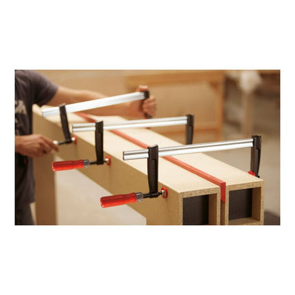 BESSEY Serre-joint en fonte malléable TPN envergure 200 mm col de cygne 100 mm ( 4000831602 )