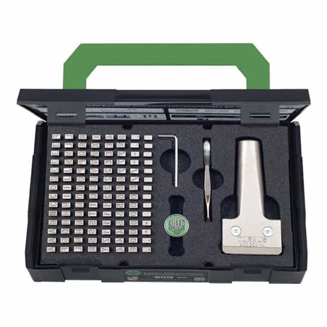 KUKKO Jeu de chiffres/ de lettres à frapper 333 115 pièces avec porte-types ( 4000871987 )